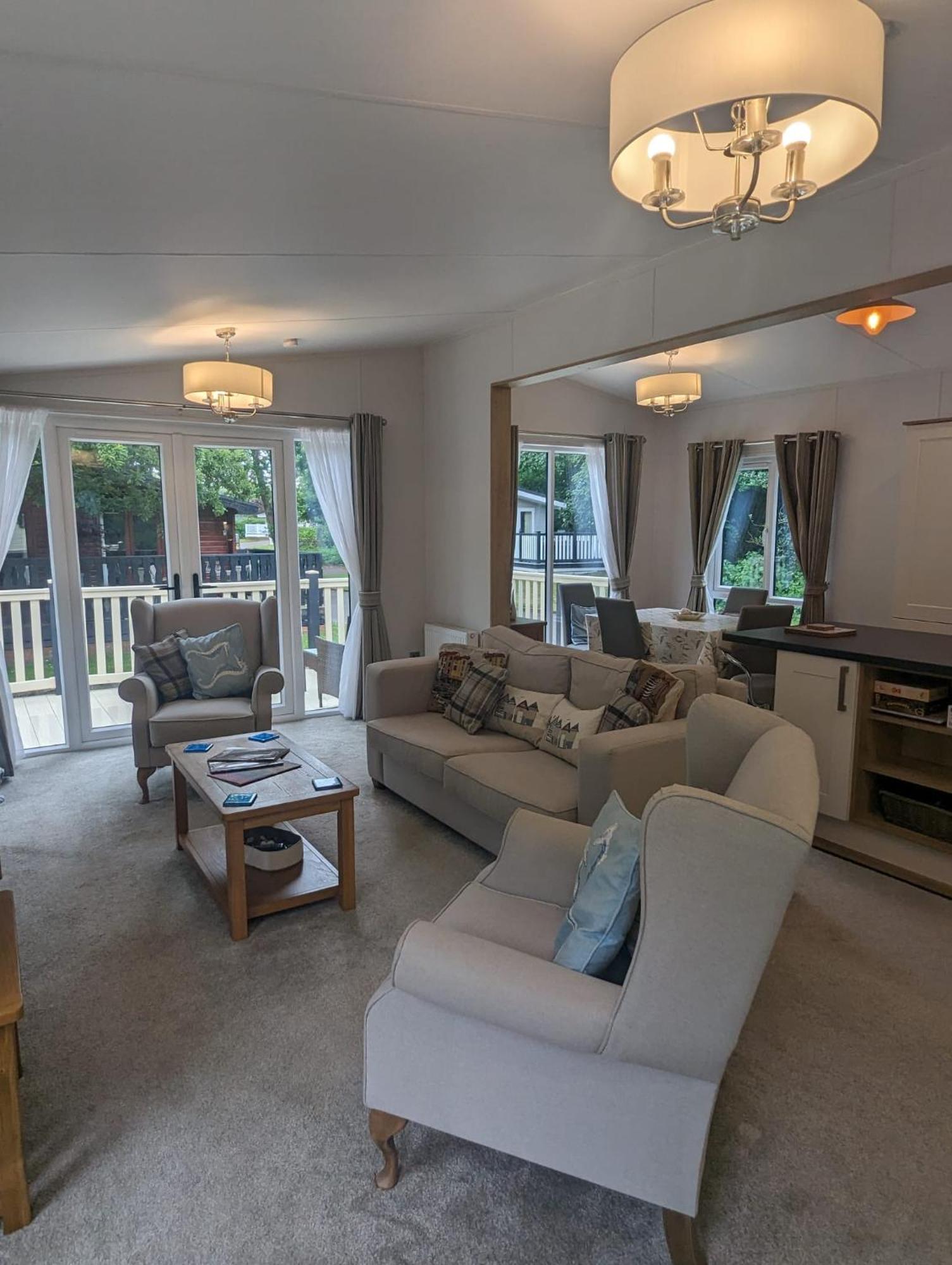 Luxury Stunning Sensation Lodge On 5 Star Shorefield Country Park New Forest Entertainment And Leisure Passes Included Milford-on-Sea Exteriér fotografie