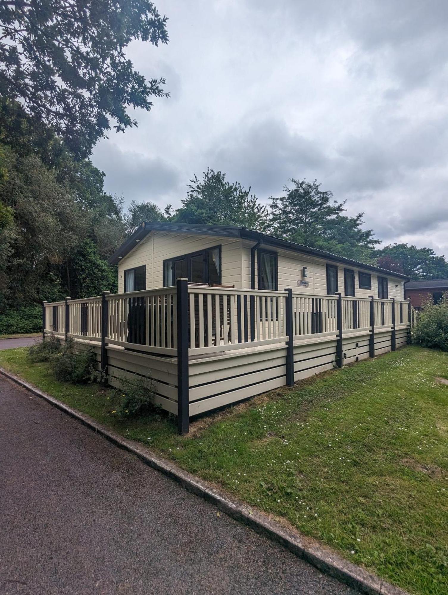 Luxury Stunning Sensation Lodge On 5 Star Shorefield Country Park New Forest Entertainment And Leisure Passes Included Milford-on-Sea Exteriér fotografie